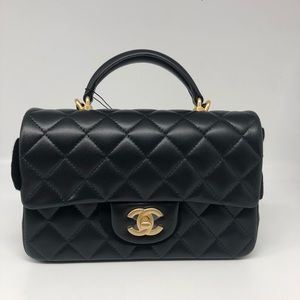 Chanel mini top hándle lambskin SOLD